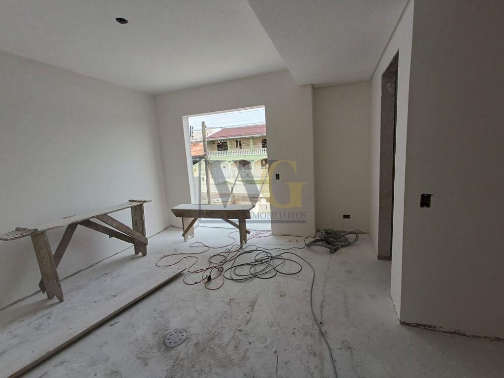 Sobrado com 3 dormitórios à venda, 129 m  - Novo Mundo - Curit...