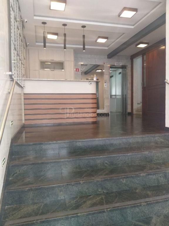 Sala comercial à venda, 24 m  - Centro - Curitiba PR