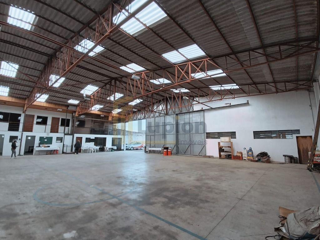Barracão à venda, 1100 m   - Guaíra - Curitiba PR