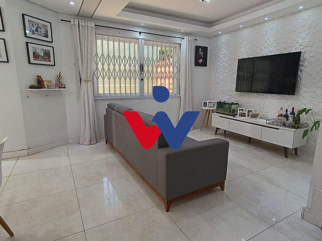 Sobrado com 3 dormitórios à venda, 140 m   - Fazendinha - Curi...