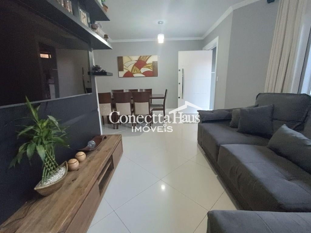 Sobrado com 3 dormitórios à venda, 130 m - Fazendinha - Curiti...