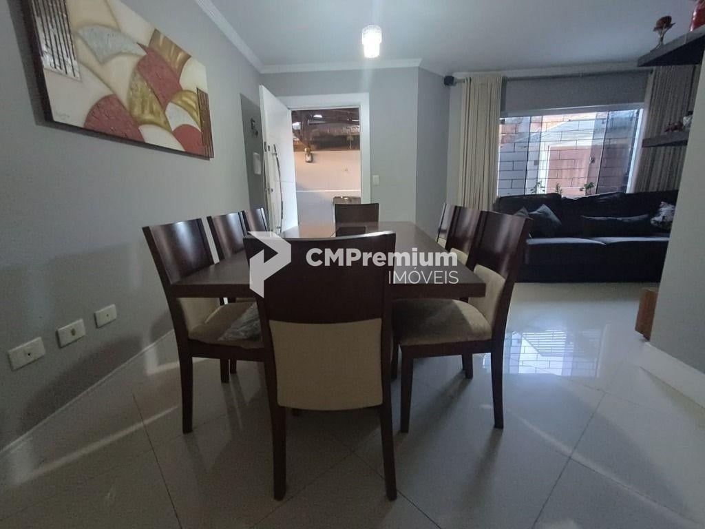 Sobrado com 3 dormitórios à venda, 130 m - Fazendinha - Curiti...