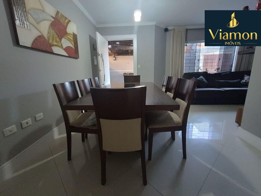 Sobrado com 3 dormitórios à venda, 130 m - Fazendinha - Curiti...