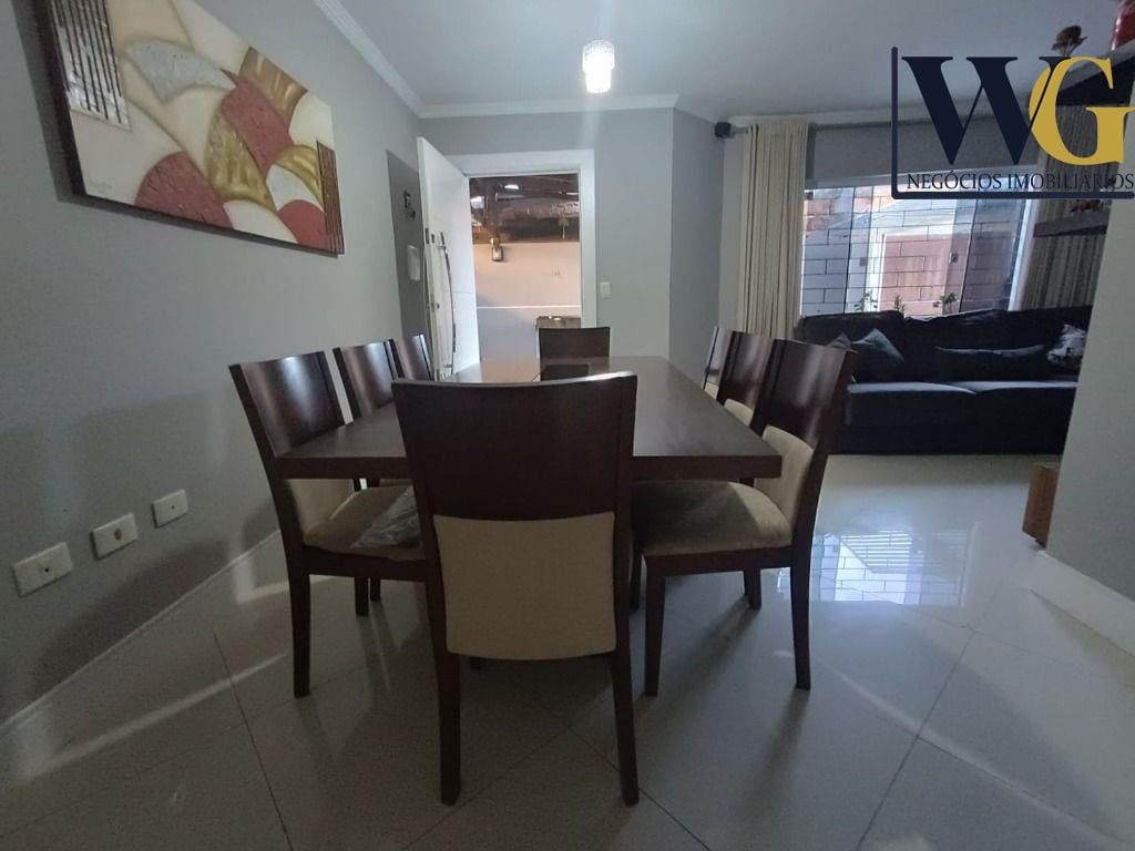 Sobrado com 3 dormitórios à venda, 130 m - Fazendinha - Curiti...