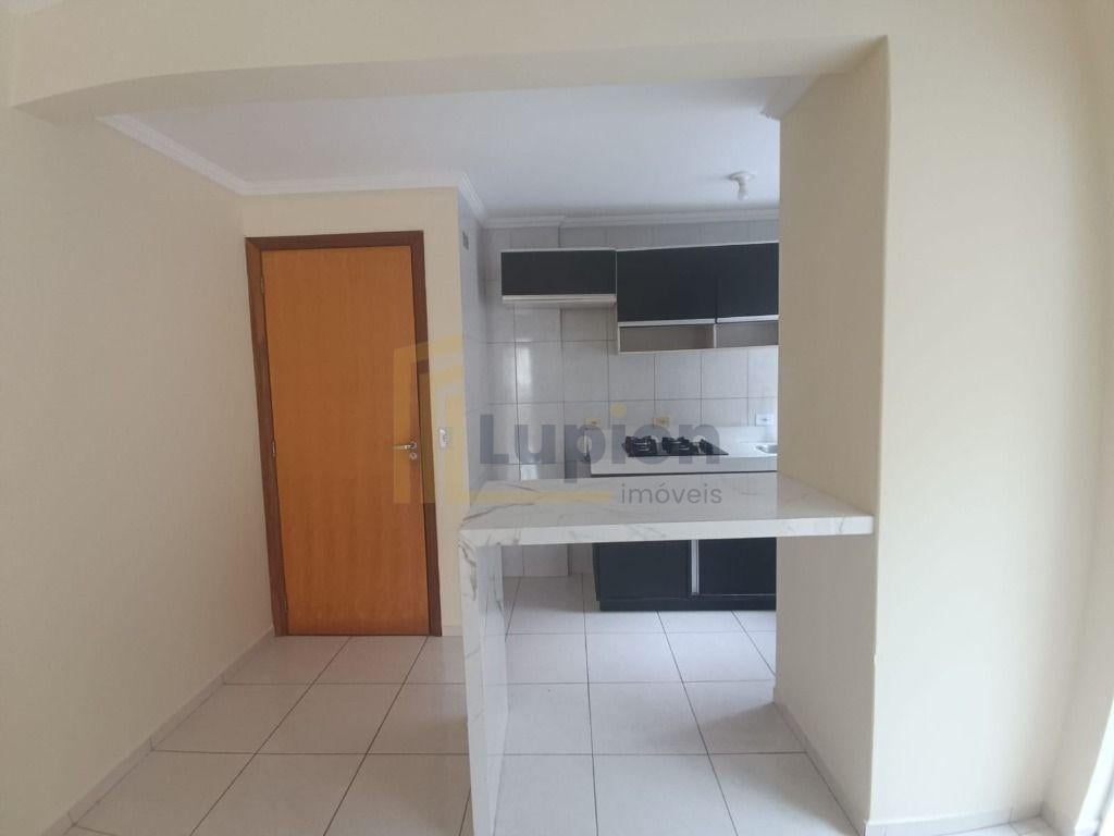 Apartamento para locação, com 2 dormitórios, 64m2- Portão- Cur...