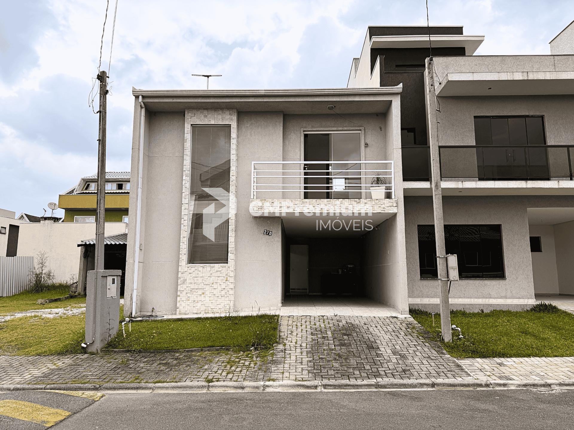 Sobrado com 3 dormitórios à venda, 132m , no Pinheirinho, CURI...