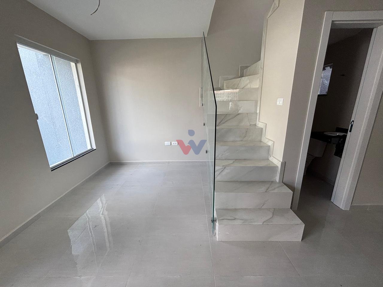 Sobrado com 2 dormitórios à venda, 72m , no Fazendinha- Curiti...
