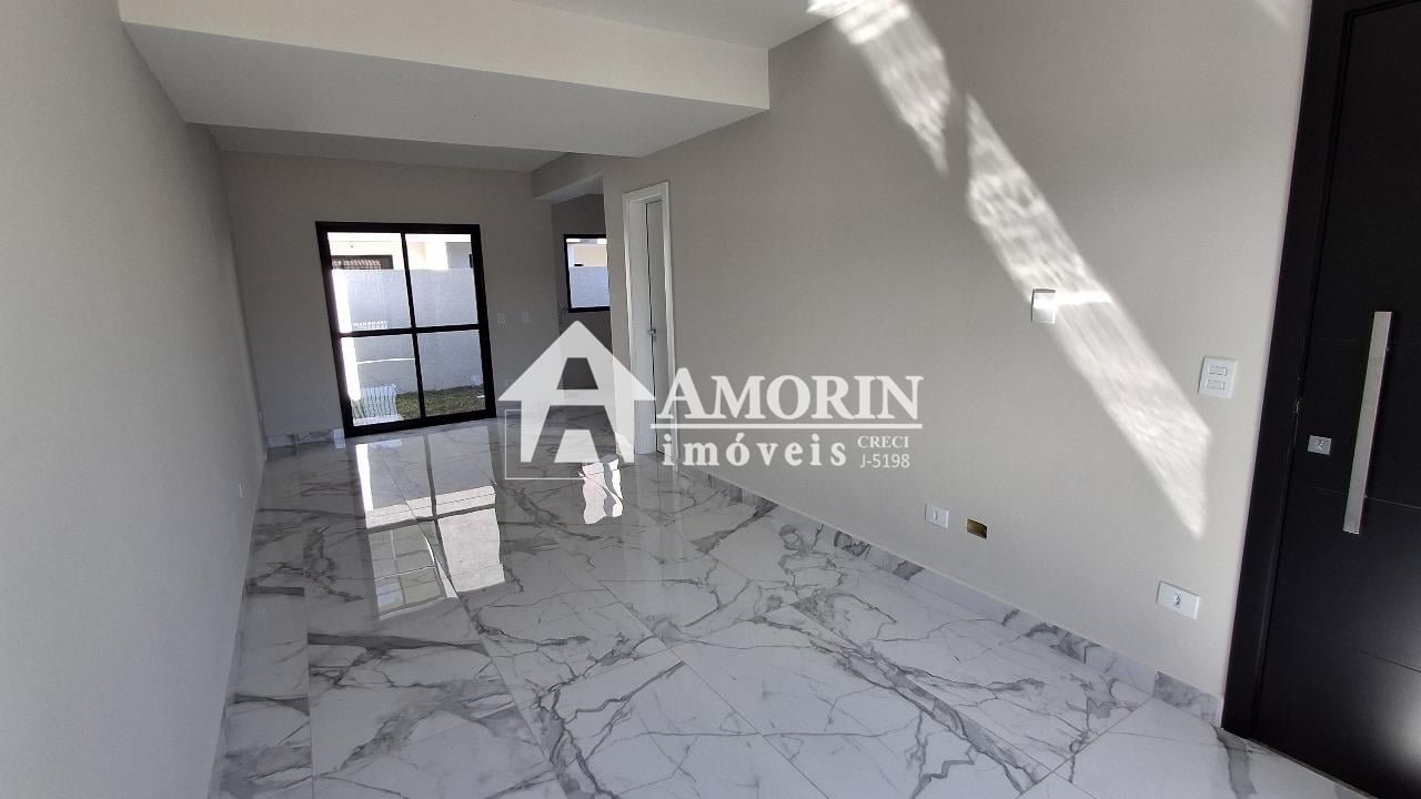 Sobrado com 3 dormitórios, 117m   45m  de terraço, Xaxim, CURI...