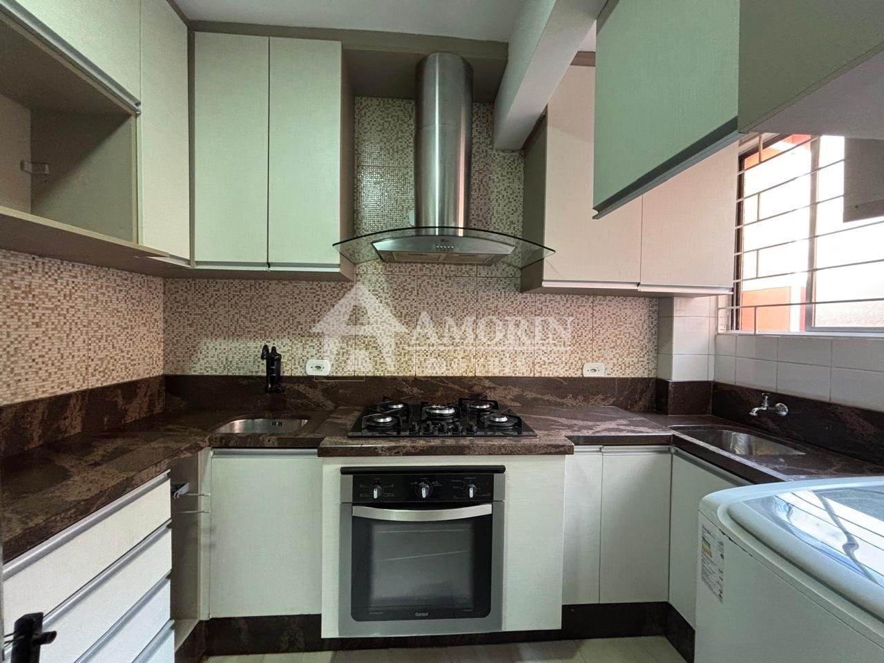 Apartamento no Fazendinha, 66m  de área total, cozinha com arm...