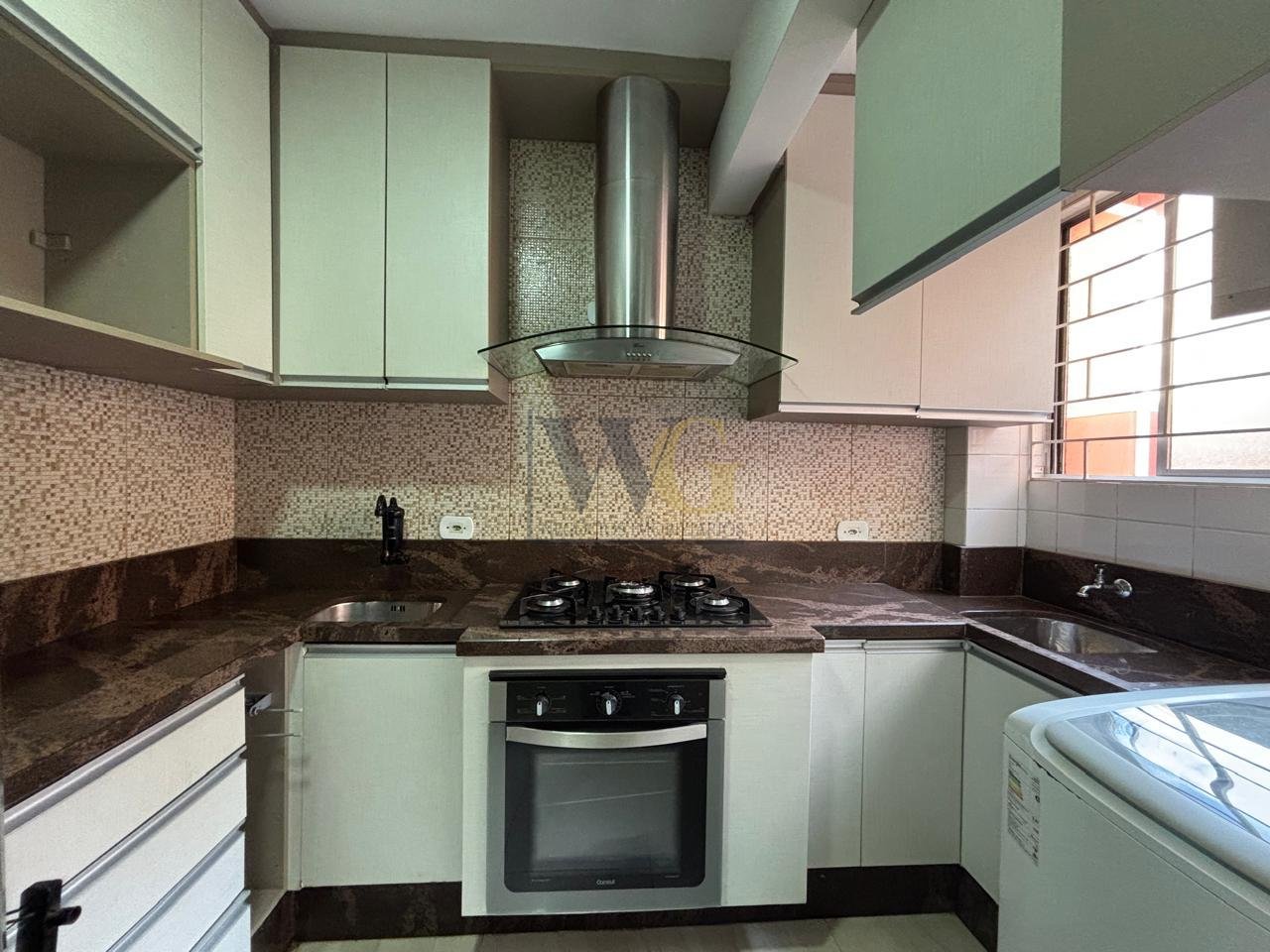 Apartamento no Fazendinha, 66m  de área total, cozinha com arm...