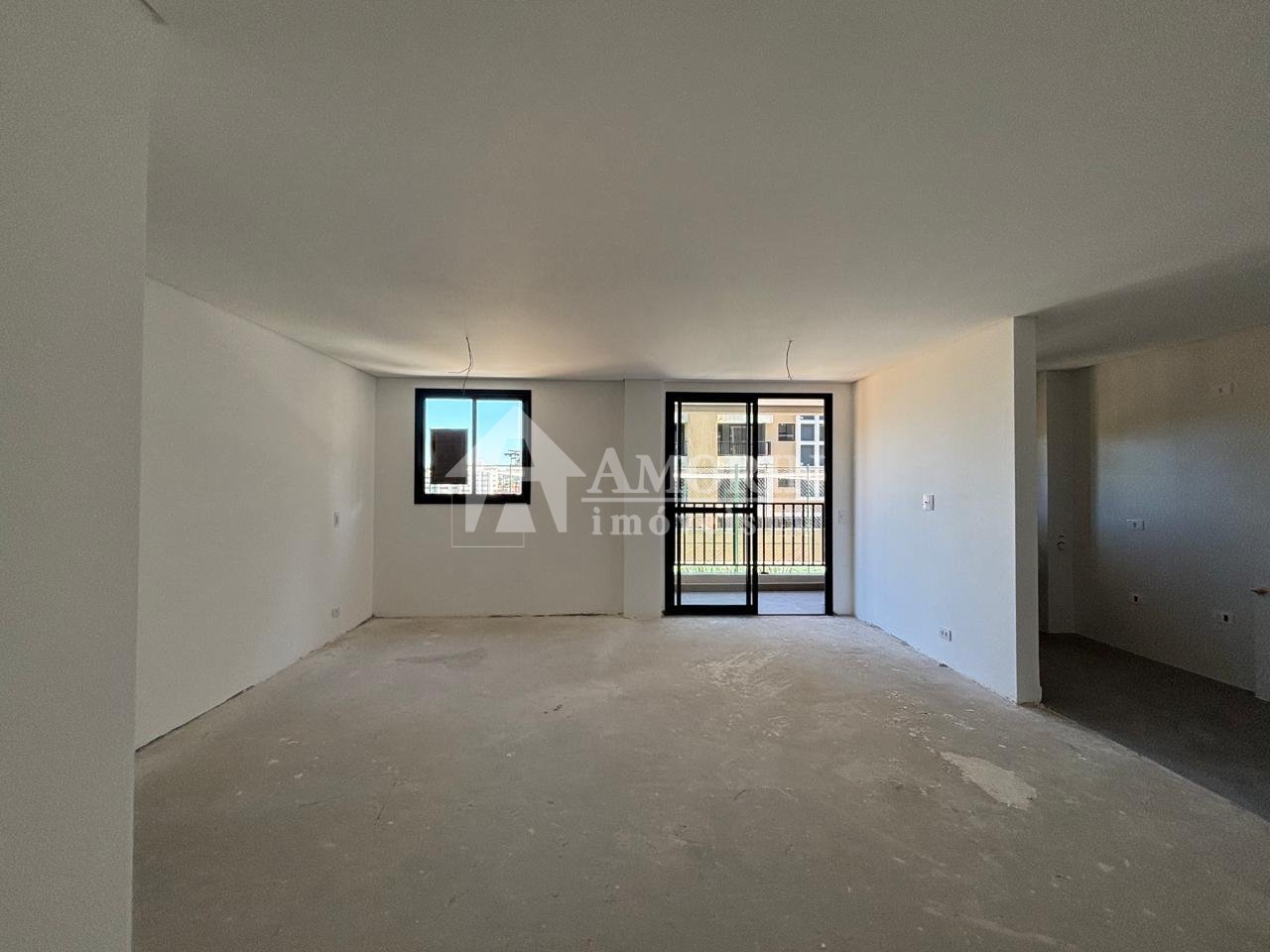 Apartamento com 2 dormitórios à venda, sacada com churrasqueir...