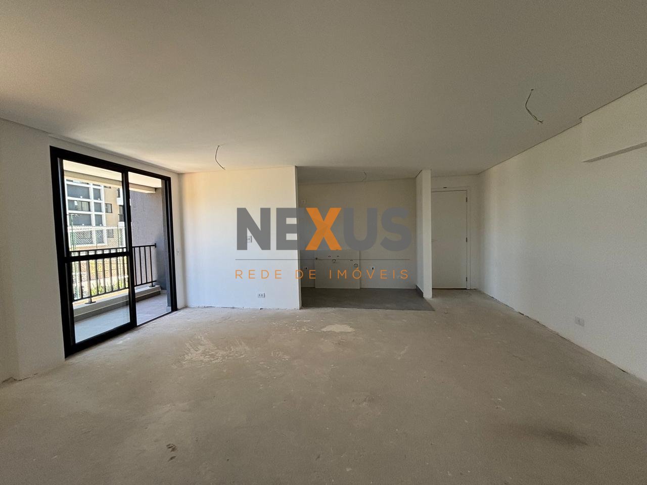 Apartamento com 2 dormitórios à venda, sacada com churrasqueir...