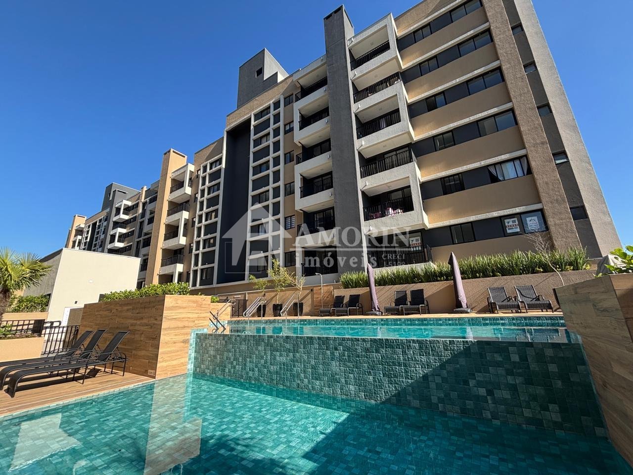 Apartamento com 2 dormitórios à venda, sacada com churrasqueir...