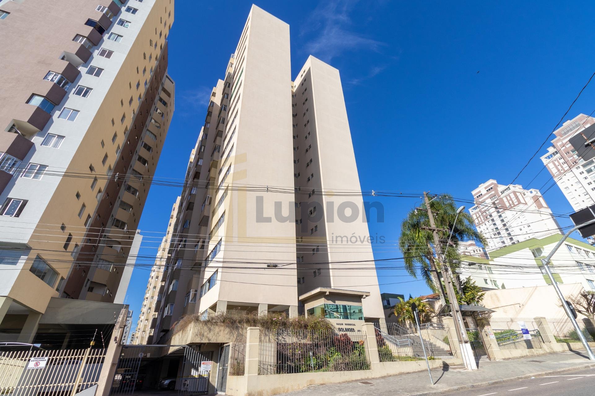 Apartamento à venda, Portão, 2 dormitórios sendo 1 suíte, CURI...