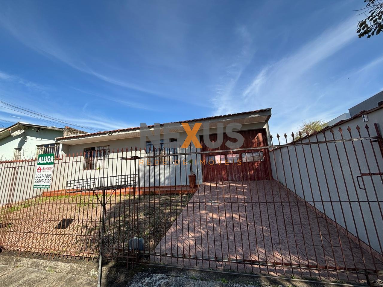 Casa com 2 dormitórios para locação, Capão Raso, CURITIBA - PR