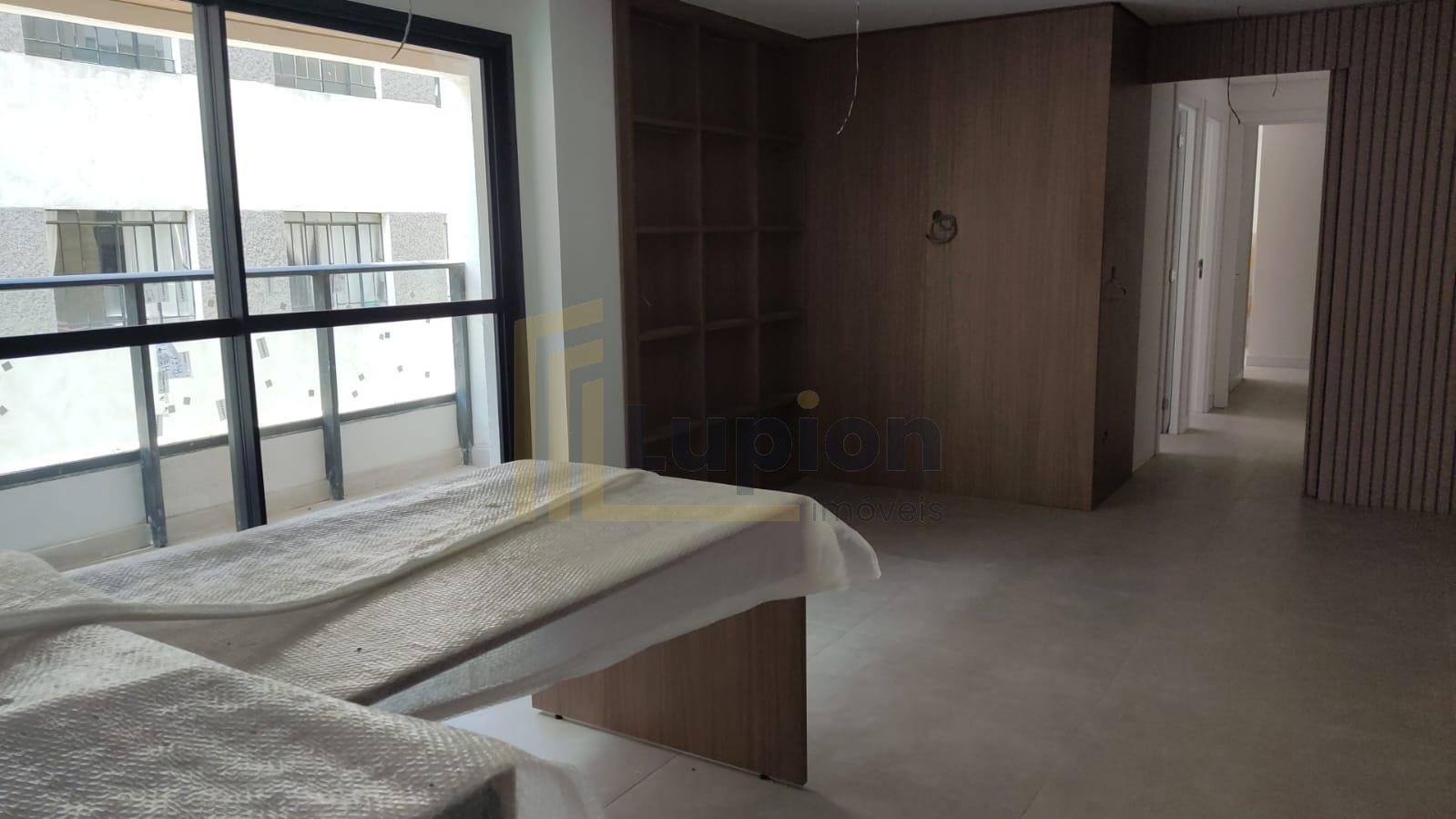 Apartamento com 3 dormitórios à venda,112,96 m , Agua Verde, C...