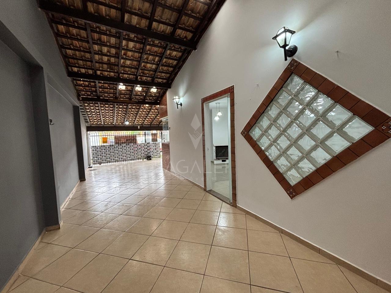 Casa para loca??o 2 quartos com hidromassagem, Cidade Industri...