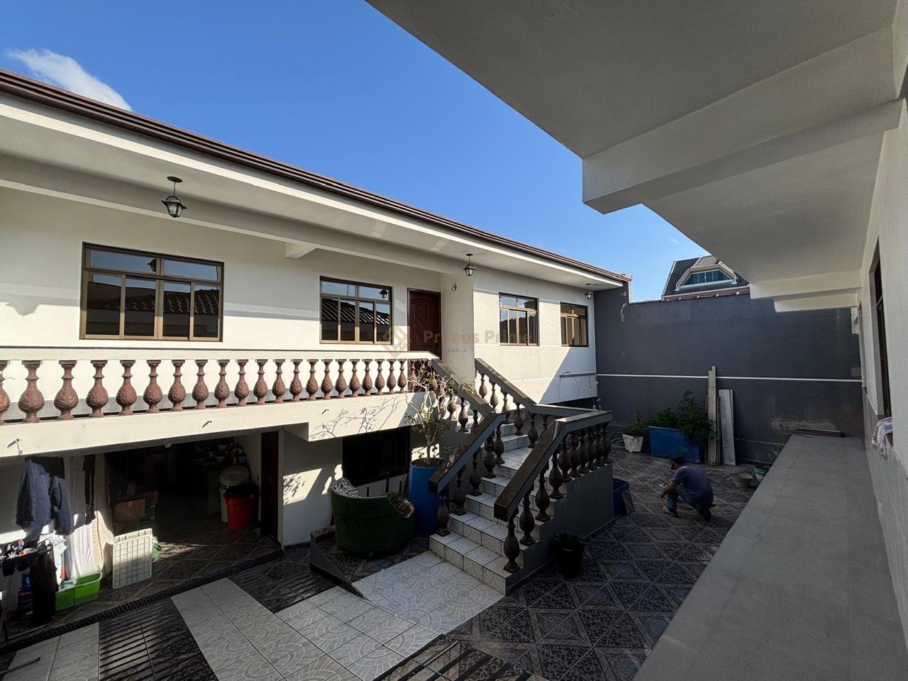 Casa em  2 dormit?rios com arm?rios cozinha, pr?ximo ao Mercad...