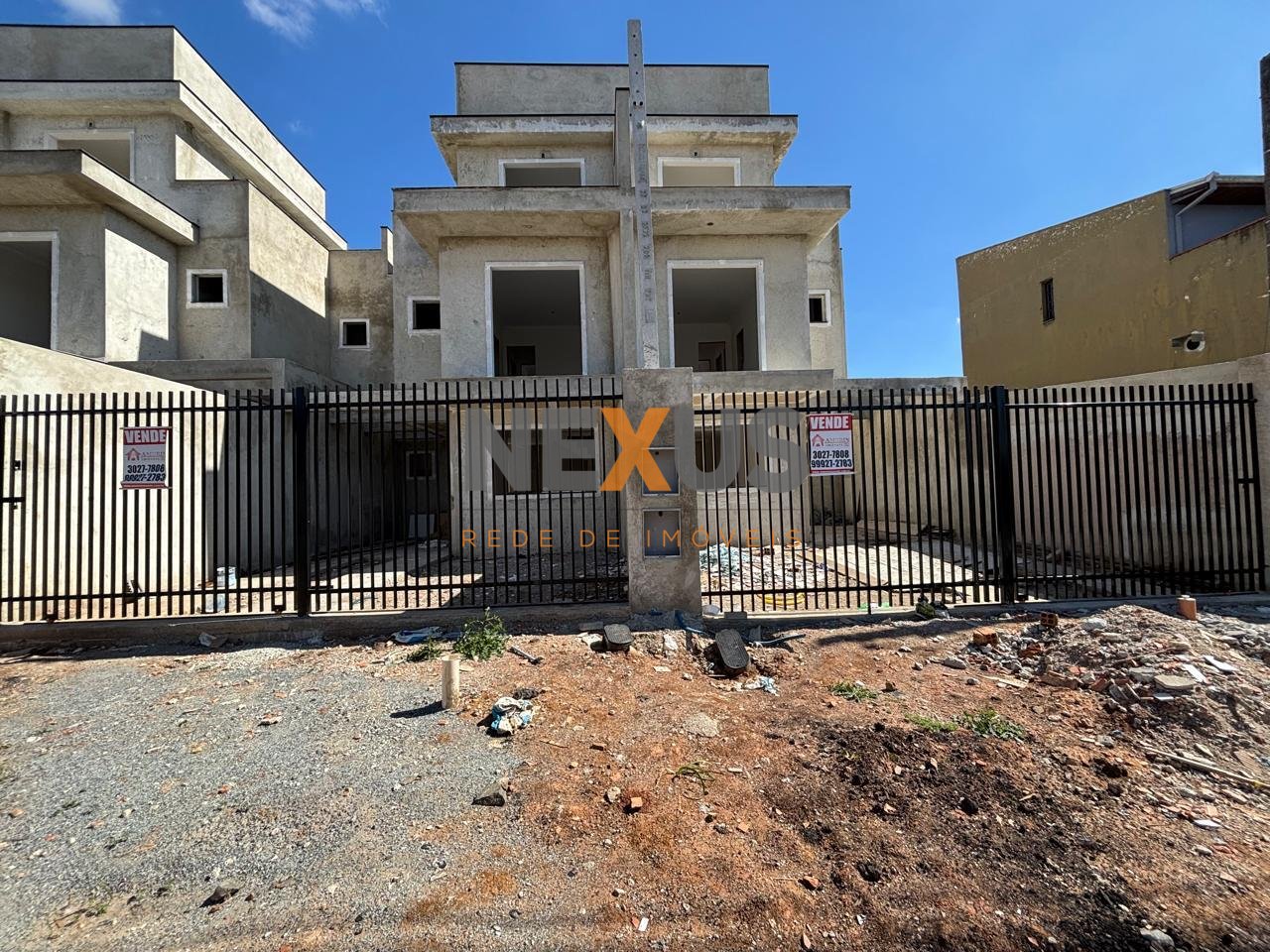 Sobrado com 122,88 m , 3 dormitórios  1 suite , sacada, Aceita...