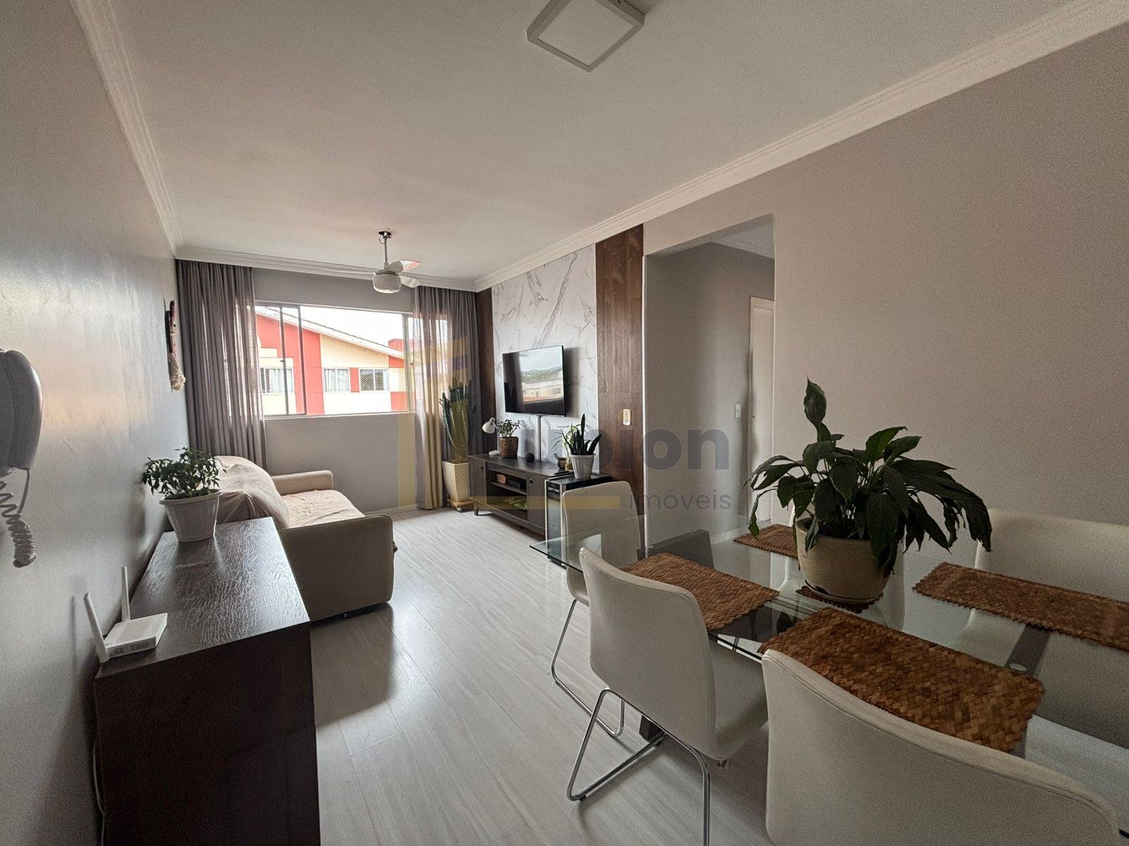 Apartamento à venda com 3 dormitórios, 65m2- Fazendinha- Curit...