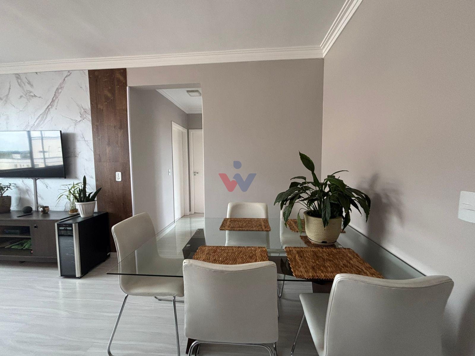 Apartamento à venda com 3 dormitórios, 65m2- Fazendinha- Curit...