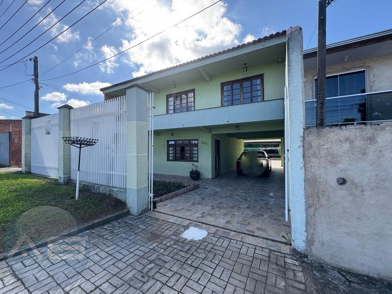 Sobrado com 4 dormitórios à venda, 262 m  por R  790.000,00 - ...