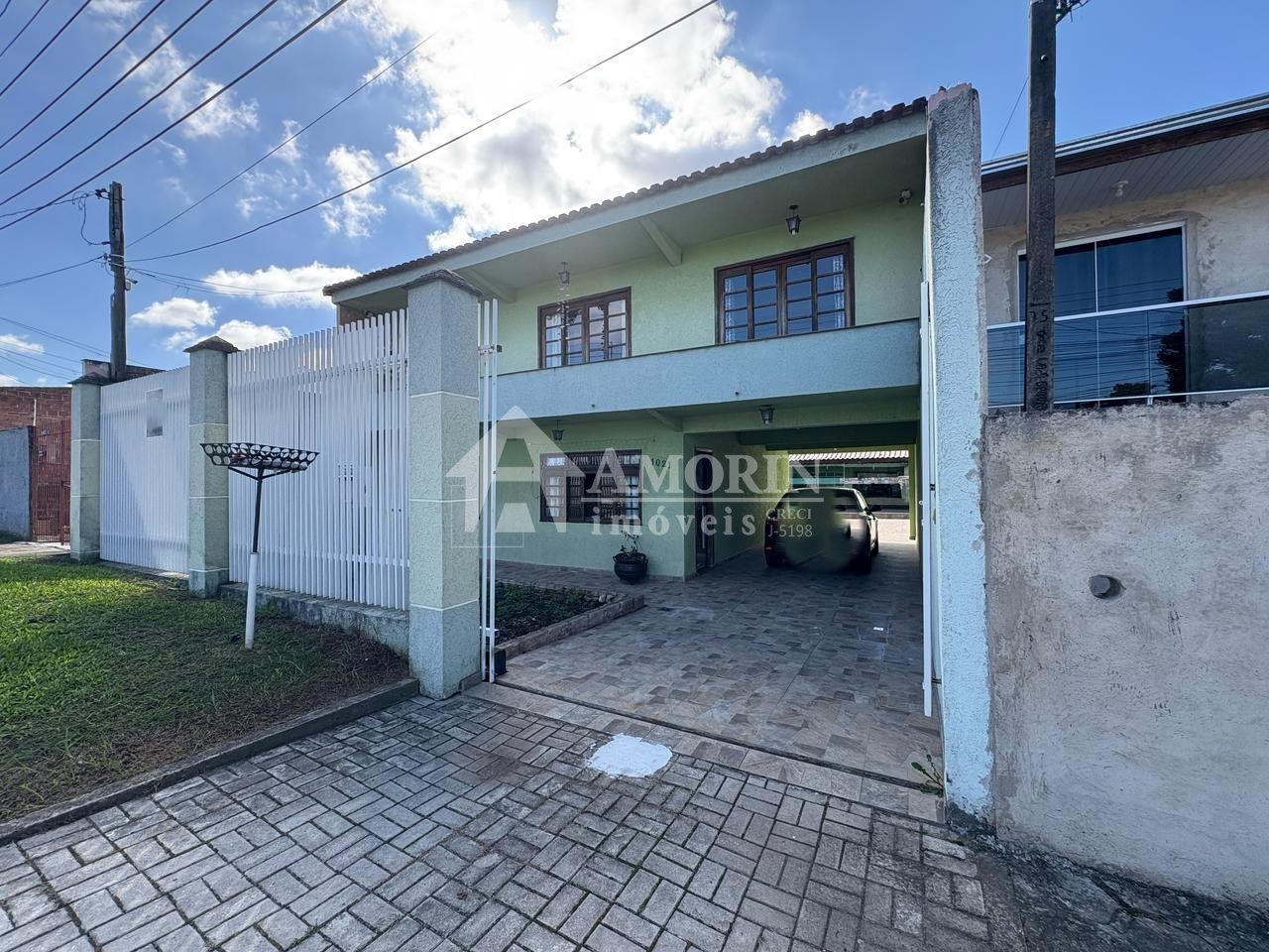 Sobrado em Condom?no, com 100m2 no Fazendinha, CURITIBA - PR