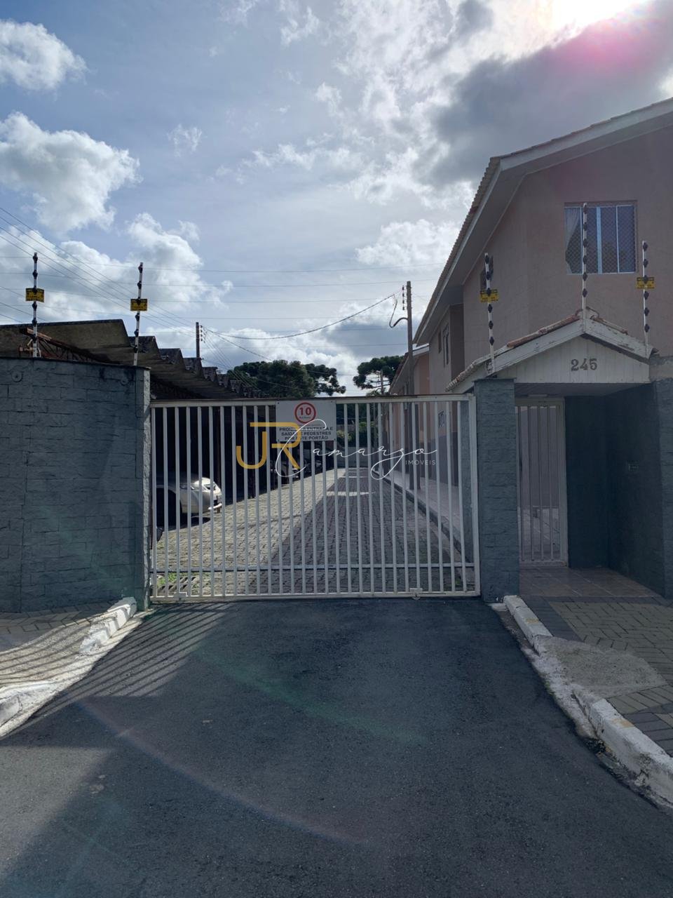 Apartamento com 2 quartos, sacada com churrasqueira e garagem ...