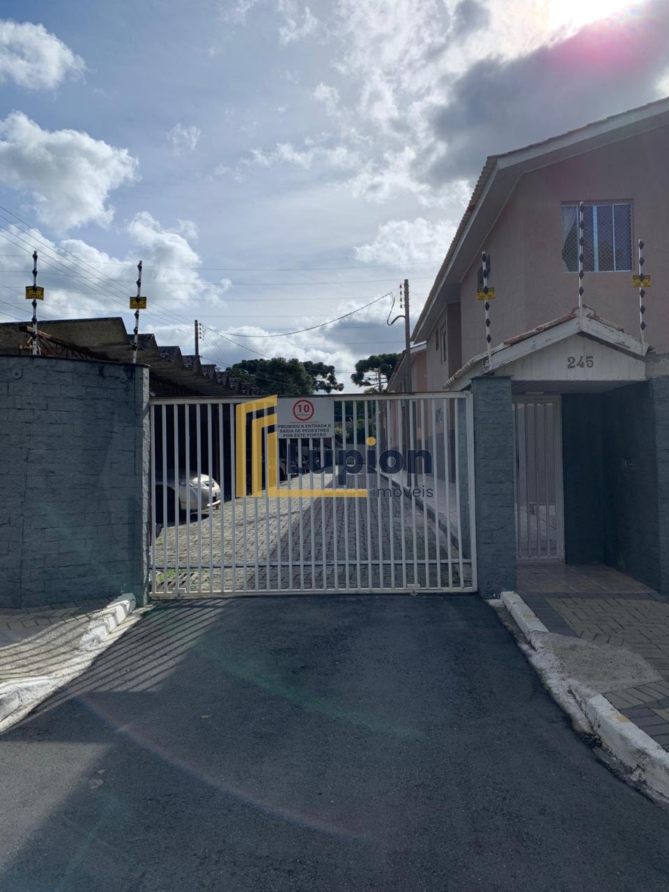 Apartamento com 2 quartos, sacada com churrasqueira e garagem ...