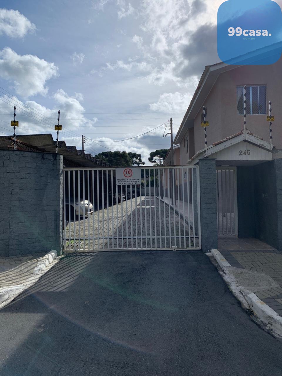 Apartamento com 2 quartos, sacada com churrasqueira e garagem ...