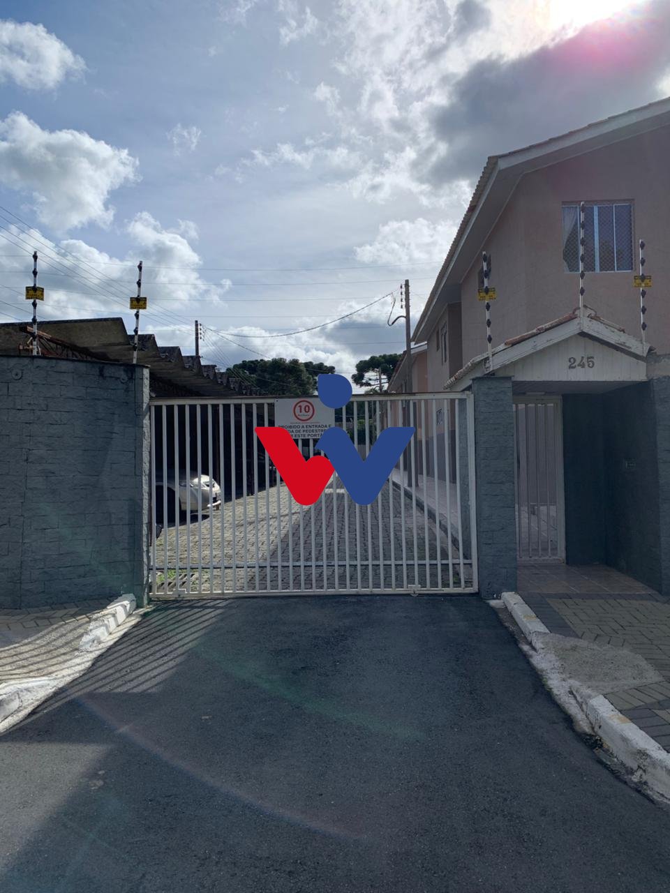 Apartamento com 2 quartos, sacada com churrasqueira e garagem ...