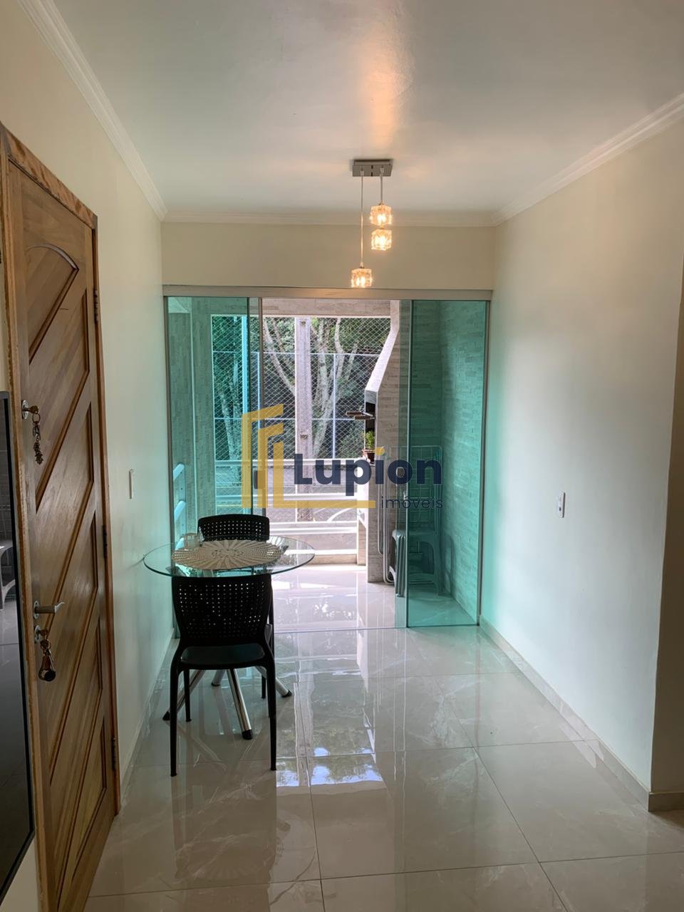 Apartamento com 2 quartos, sacada com churrasqueira e garagem ...