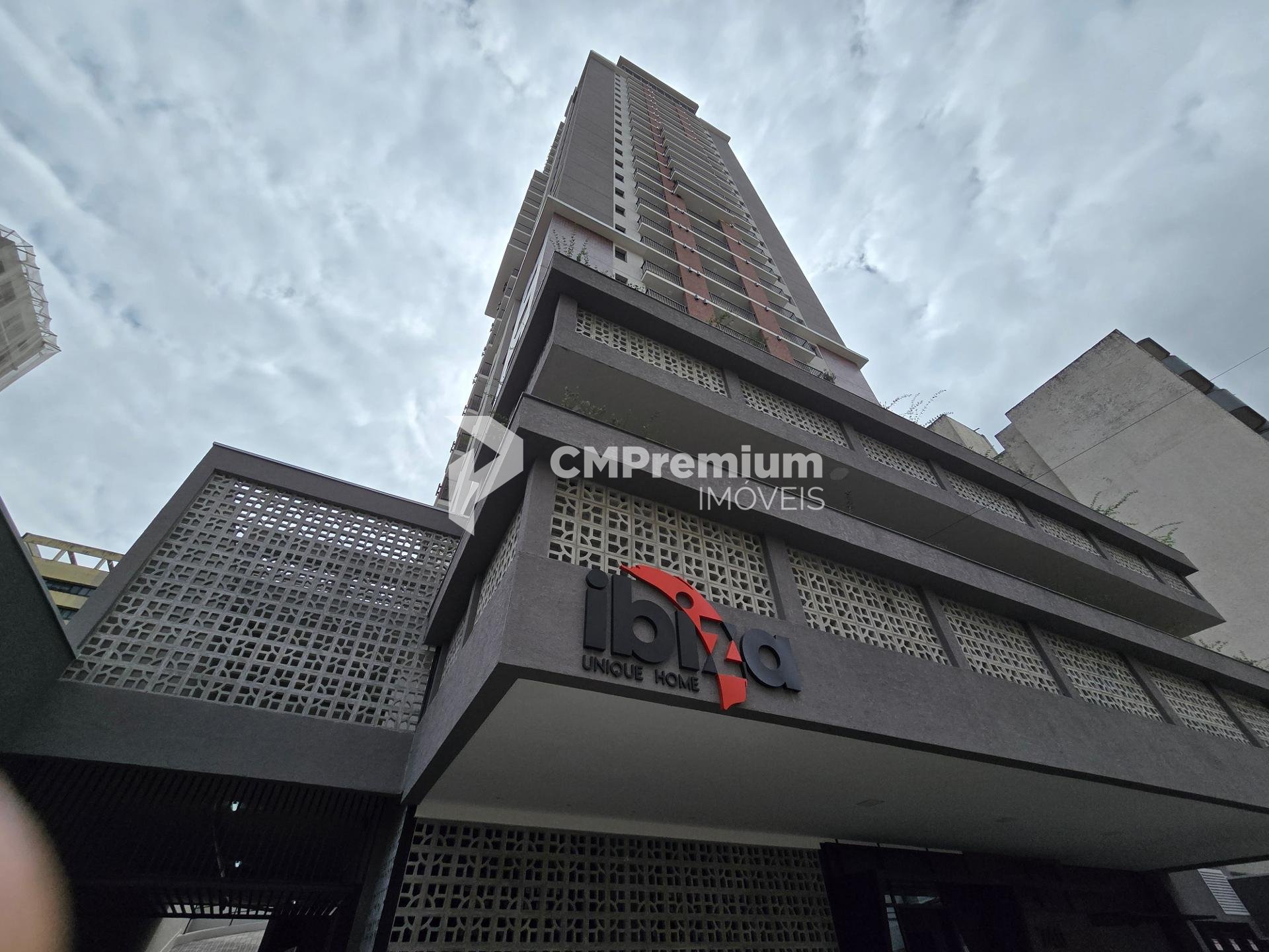 Studio pronto para morar à venda com 20,77m  no centro de CURI...