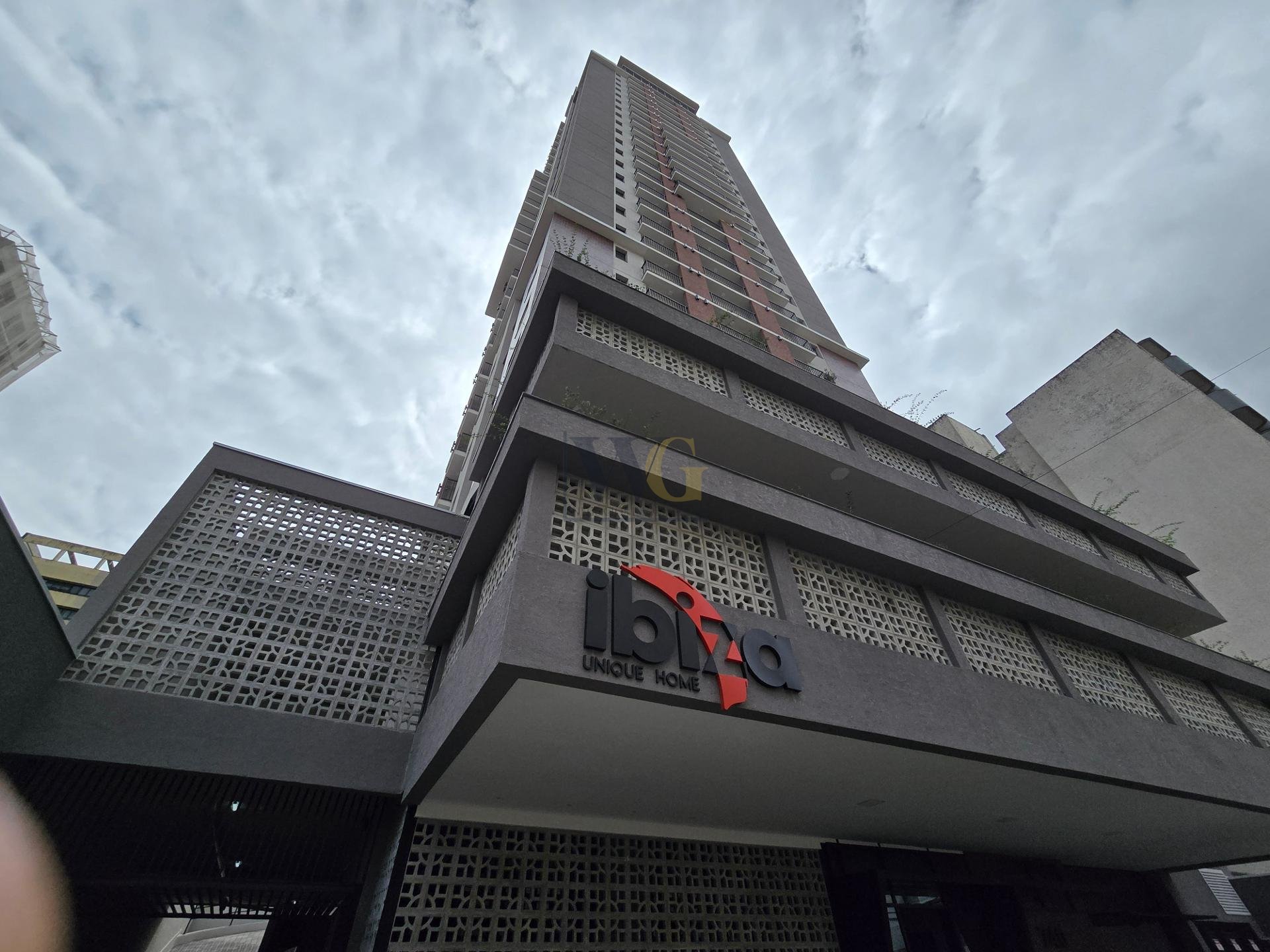 Studio pronto para morar à venda com 20,77m  no centro de CURI...