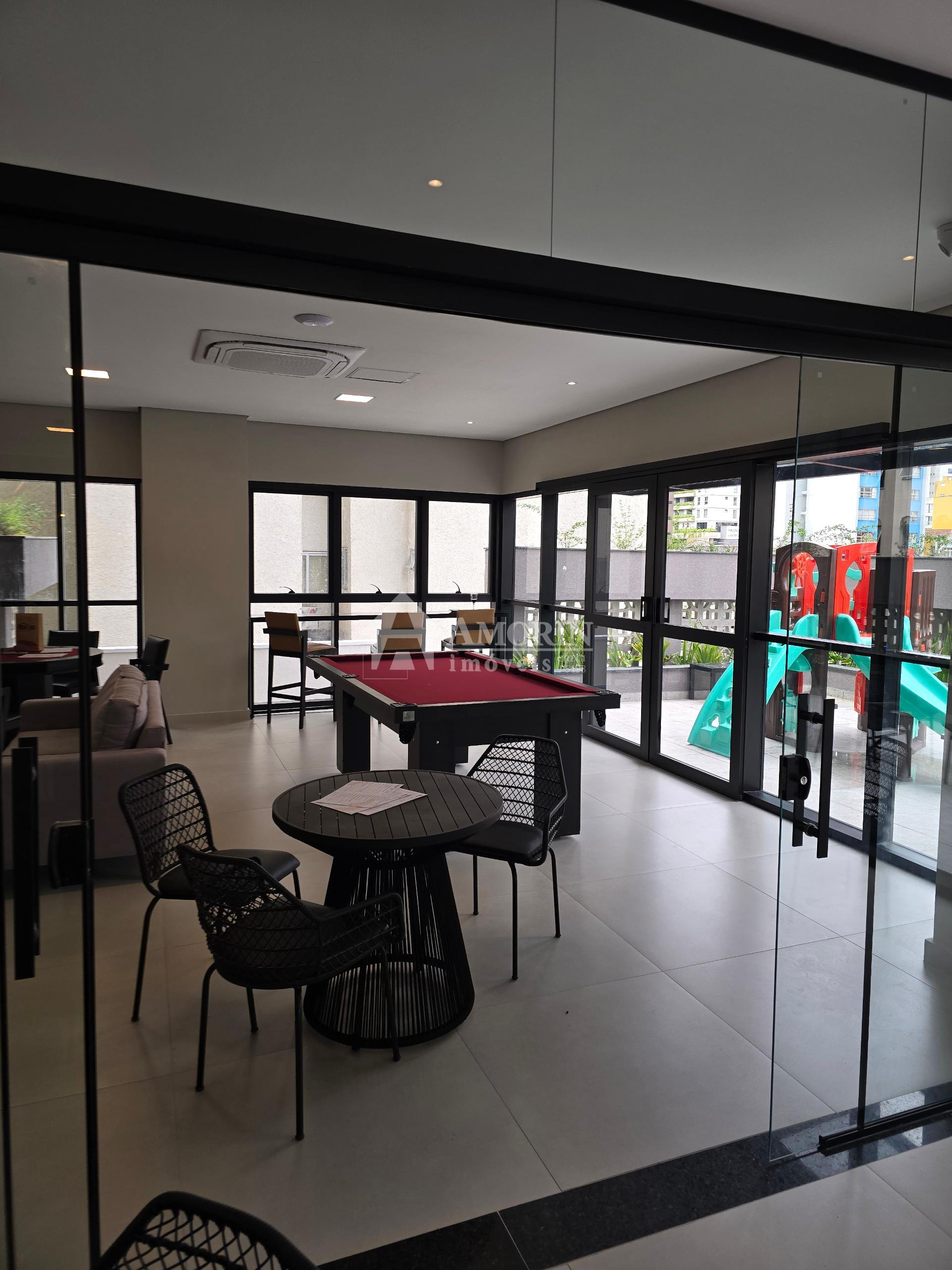 Studio pronto para morar à venda com 20,77m  no centro de CURI...