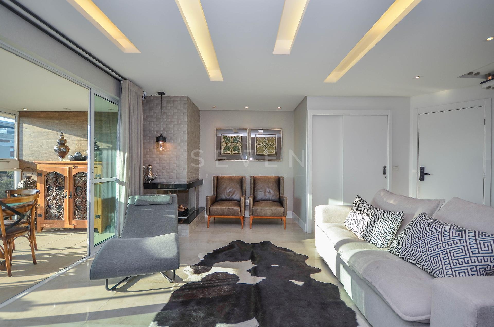 Cobertura à venda, 3 quartos sendo 1 suíte no Ecoville, Curiti...