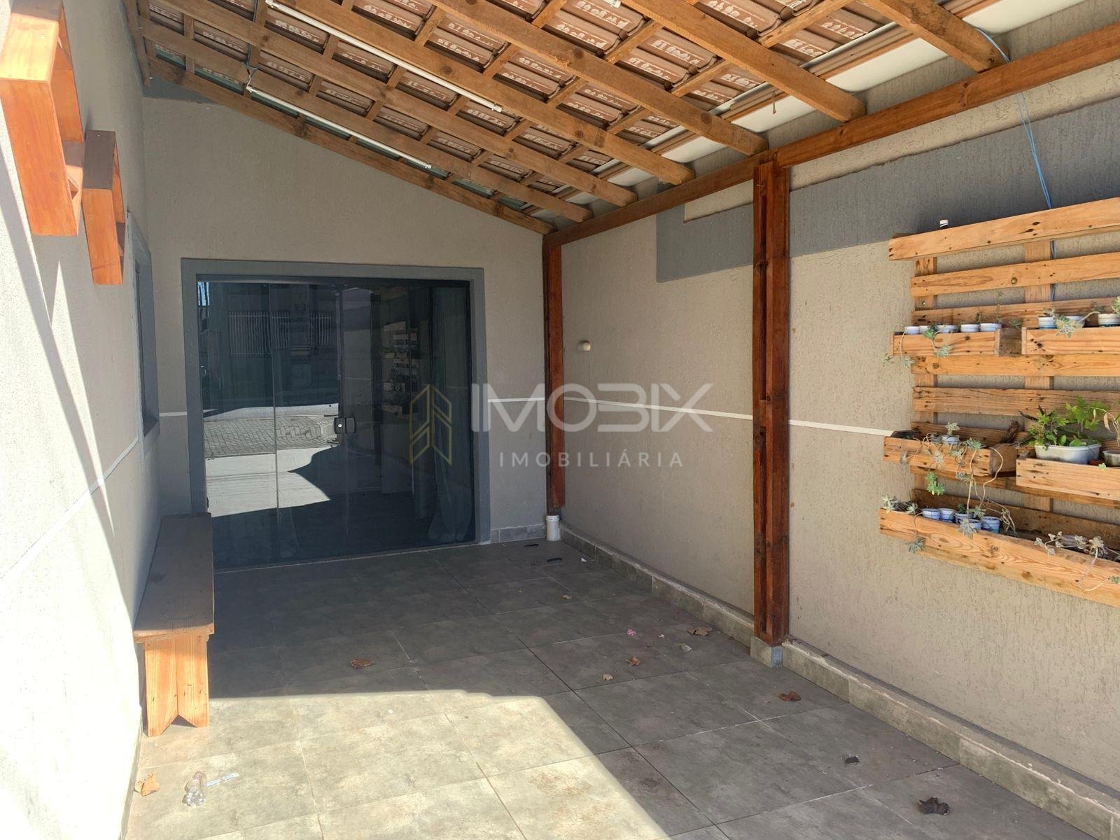Casa mobiliada c 01 quarto para locação,45 m  por R  1.800,00 ...