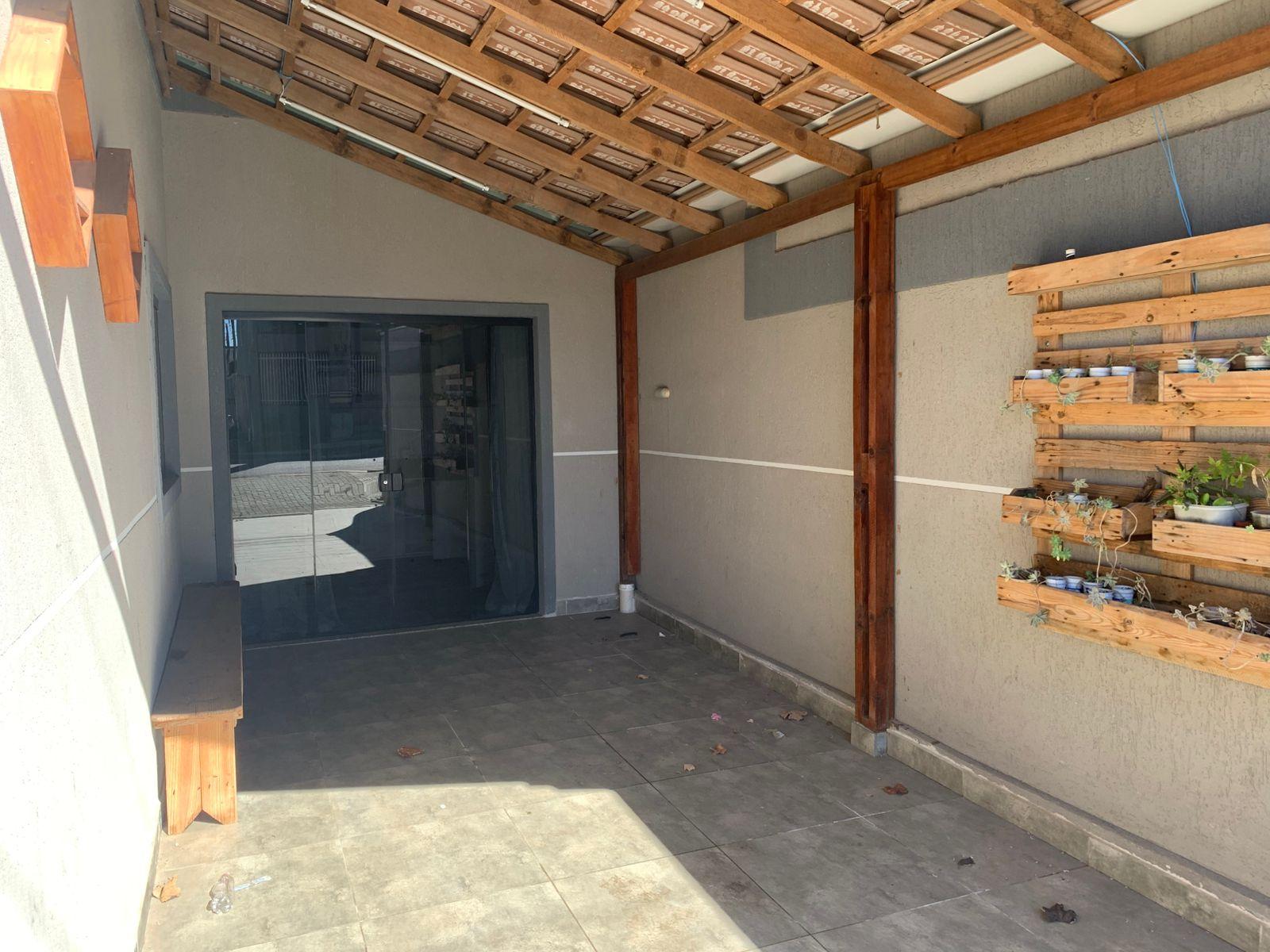 Casa mobiliada c 01 quarto para locação,45 m  por R  1.800,00 ...