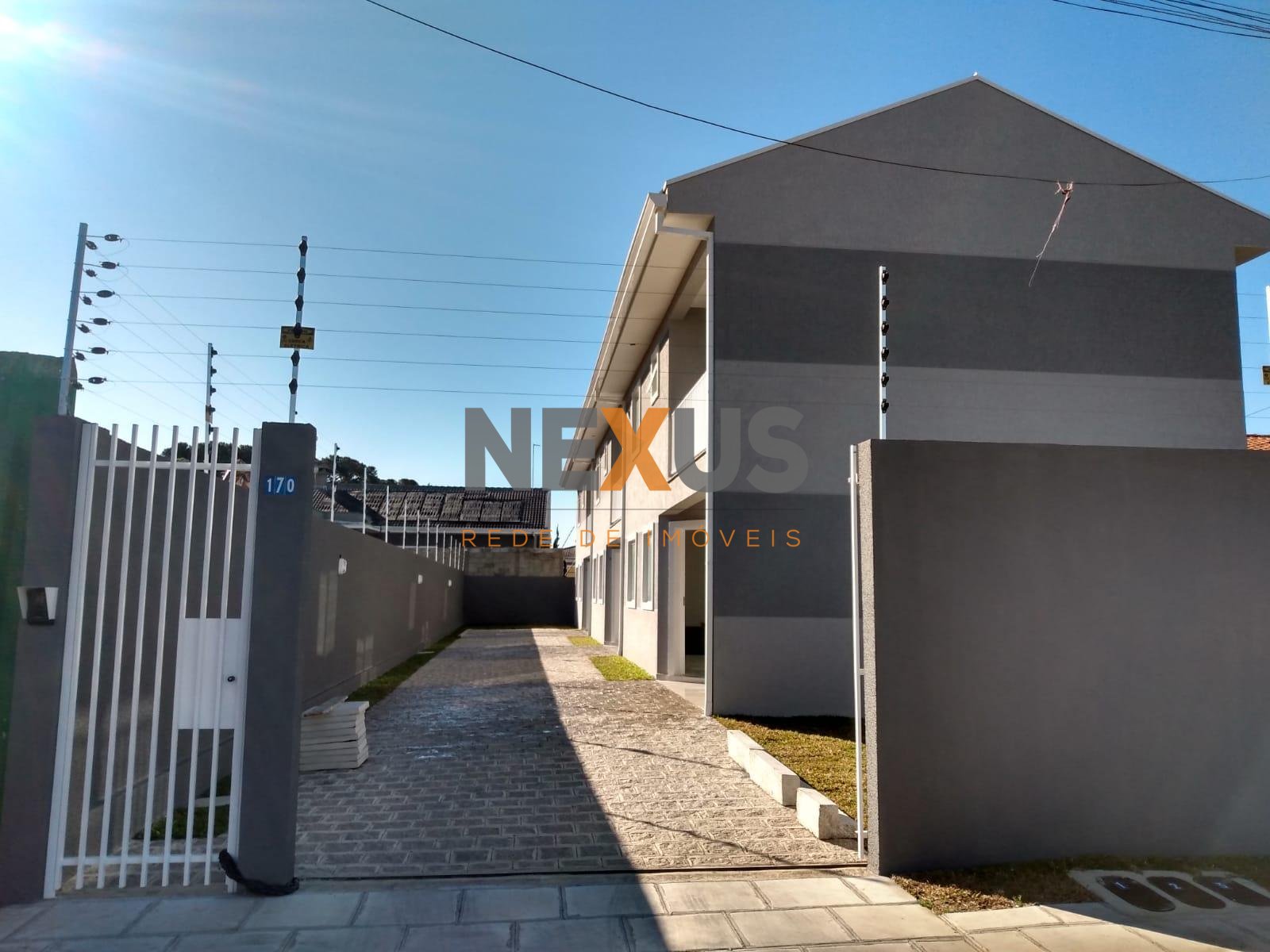 Sobrado condomínio novo, 108m  3 quartos  sendo 1 suíte   São...