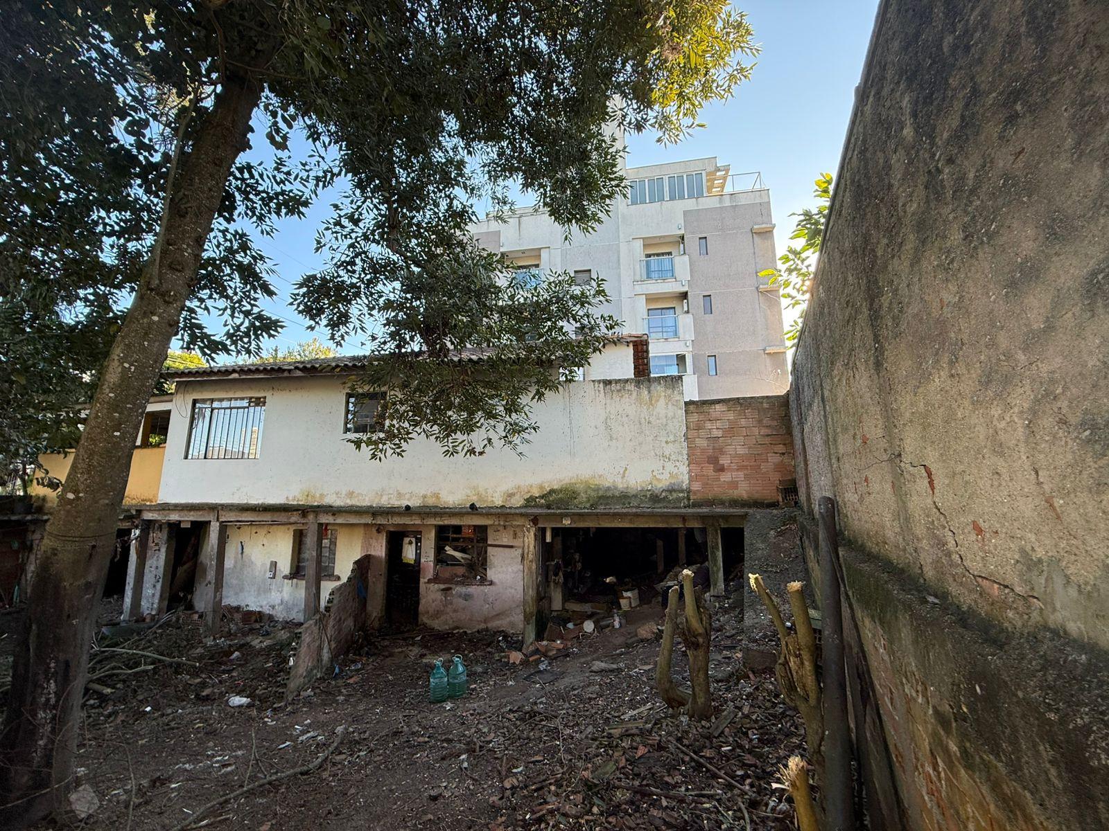 Excelente Terreno de esquina a venda no bairro Merces