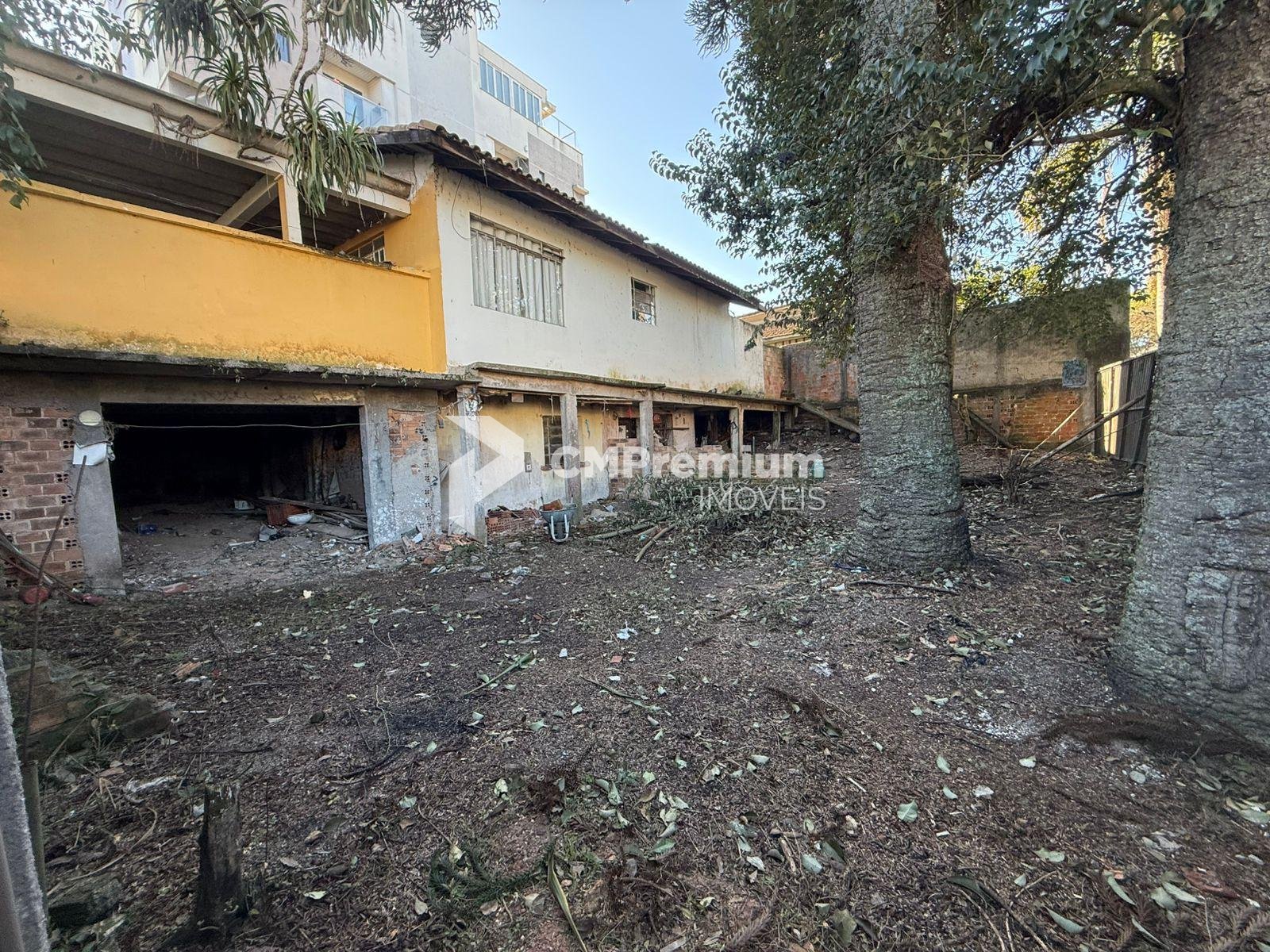 Excelente Terreno de esquina a venda no bairro Merces