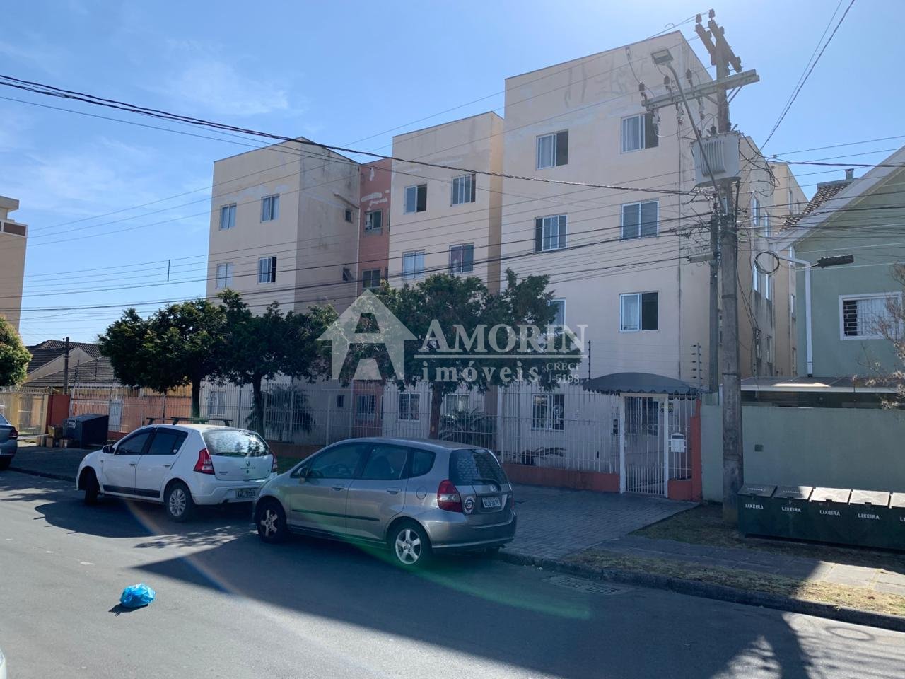 Apartamento térreo à venda com 3 quartos no Hauer  Rua Isaías...