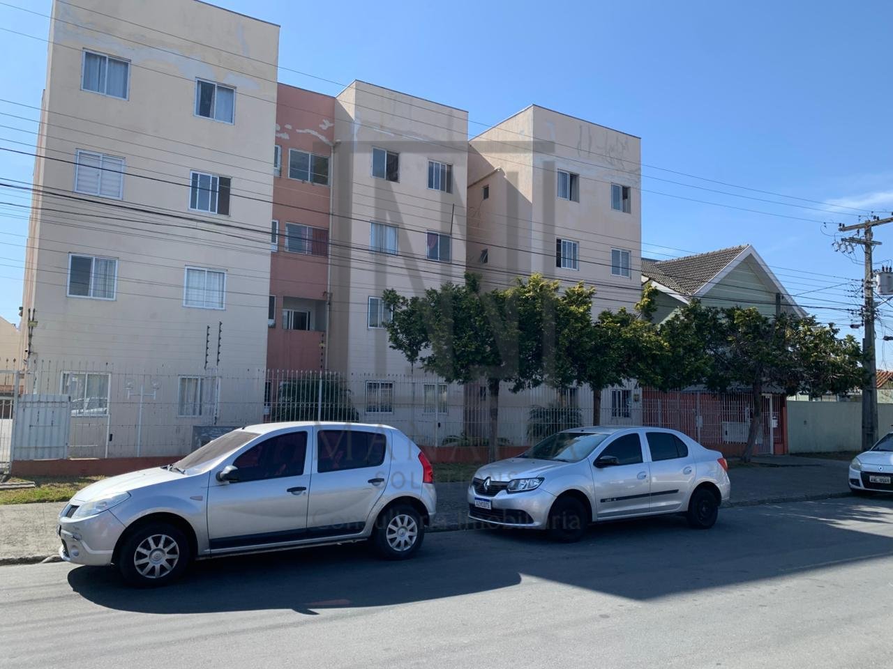 Apartamento térreo à venda com 3 quartos no Hauer  Rua Isaías...
