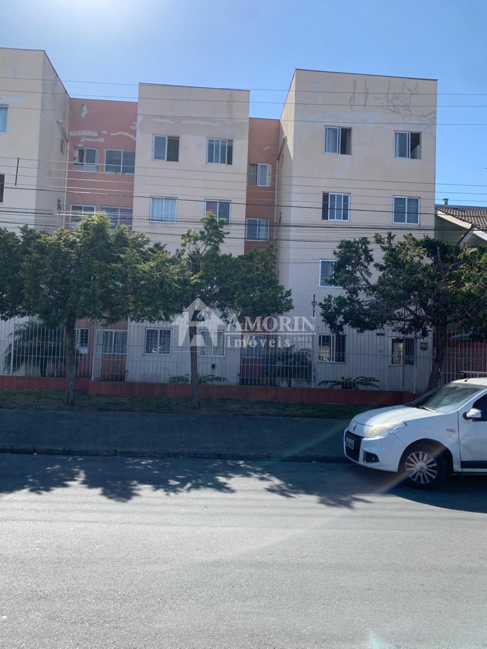 Apartamento térreo à venda com 3 quartos no Hauer  Rua Isaías...