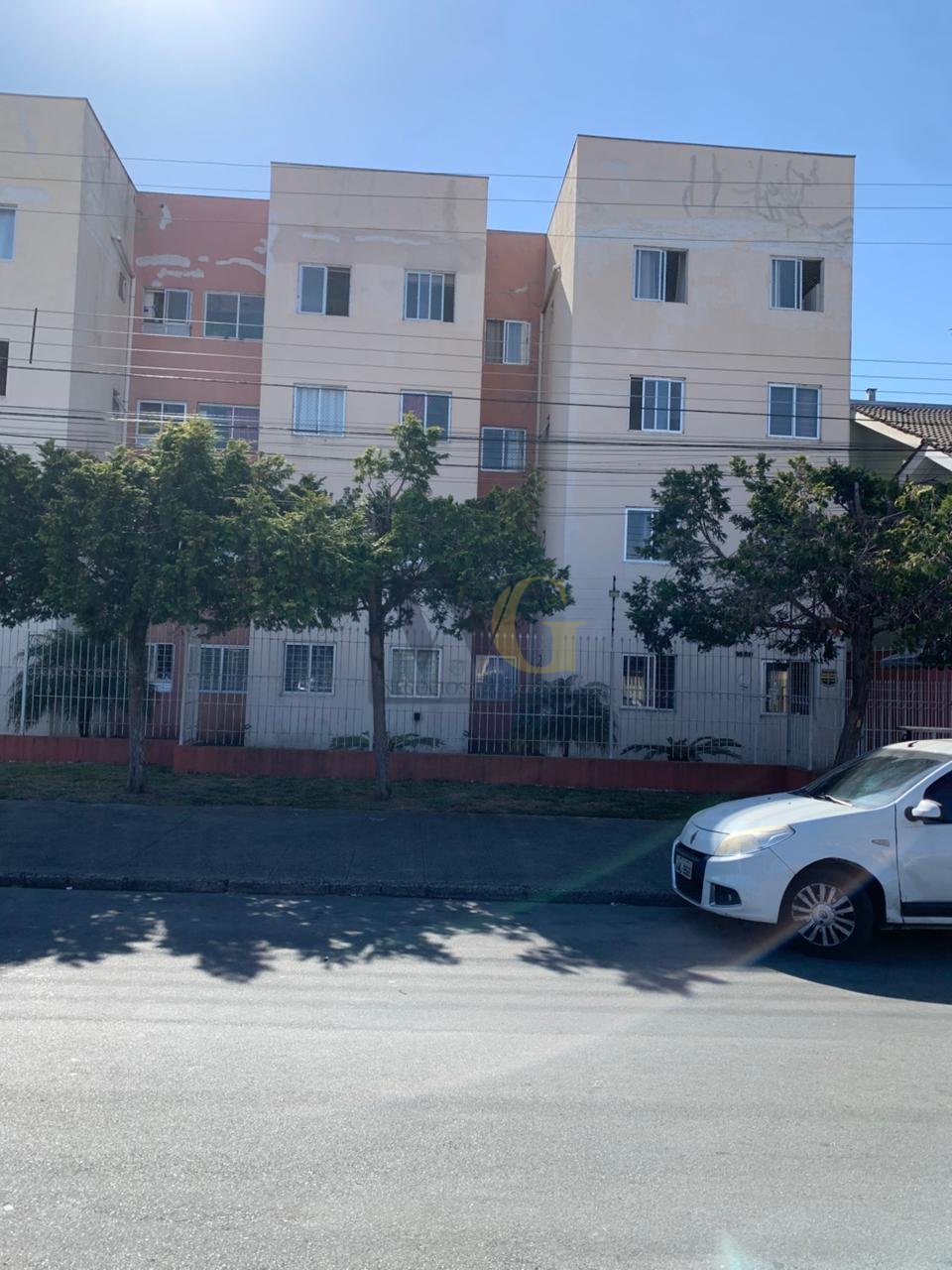 Apartamento térreo à venda com 3 quartos no Hauer  Rua Isaías...