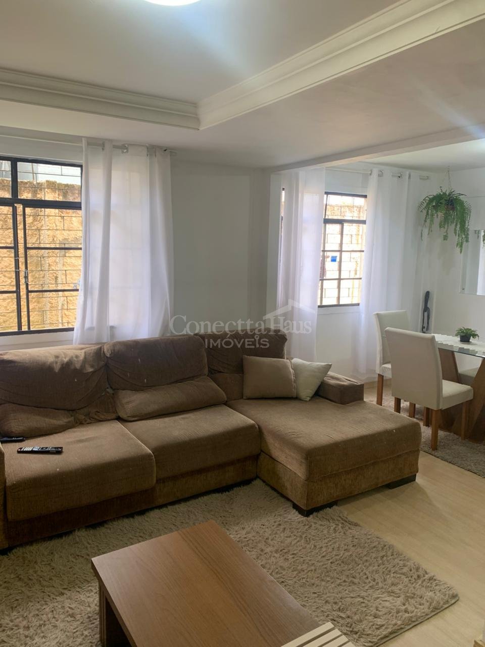 Apartamento à venda na Rua João Dembinski, 3246  Fazendinha C...
