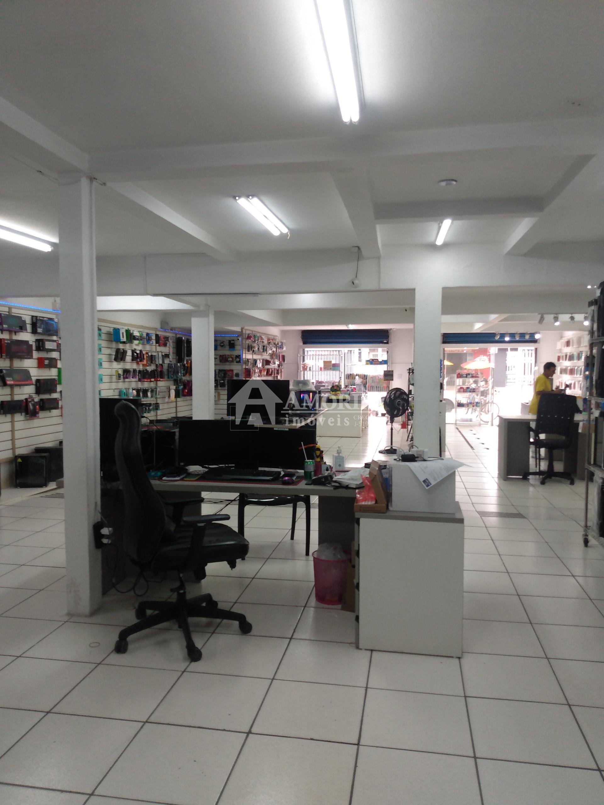 Terreno Comercial à venda, Bairro Orleans, CURITIBA - PR
