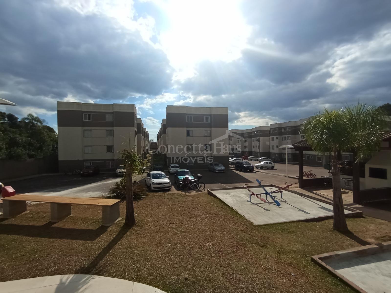 Apartamento Térreo à Venda no Condomínio Dallas  2 Quartos  ...
