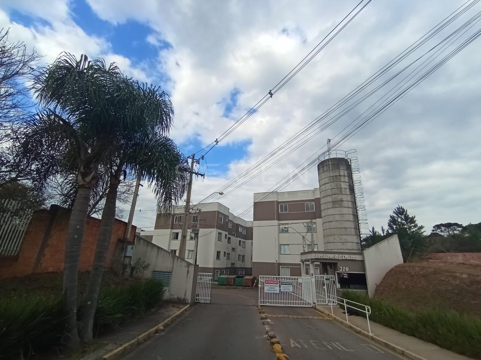 Apartamento Térreo à Venda no Condomínio Dallas  2 Quartos  ...