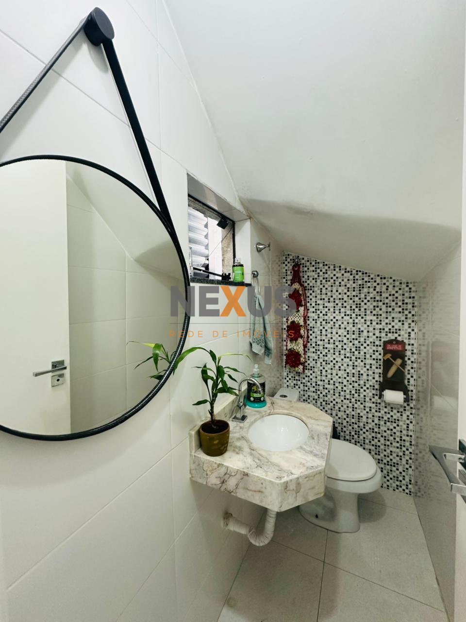 Triplex à venda no São Braz Próximo ao Parque Barigui 3 qu...